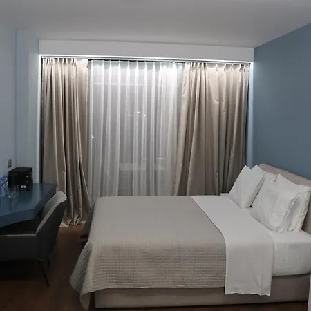 Porta 4*
