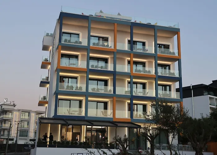 Porta Ksamil