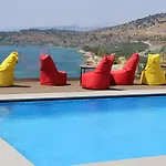 Porta 4*